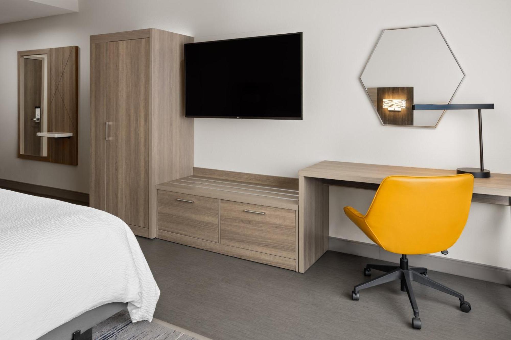 Holiday Inn Express & Suites Waynesboro East المظهر الخارجي الصورة