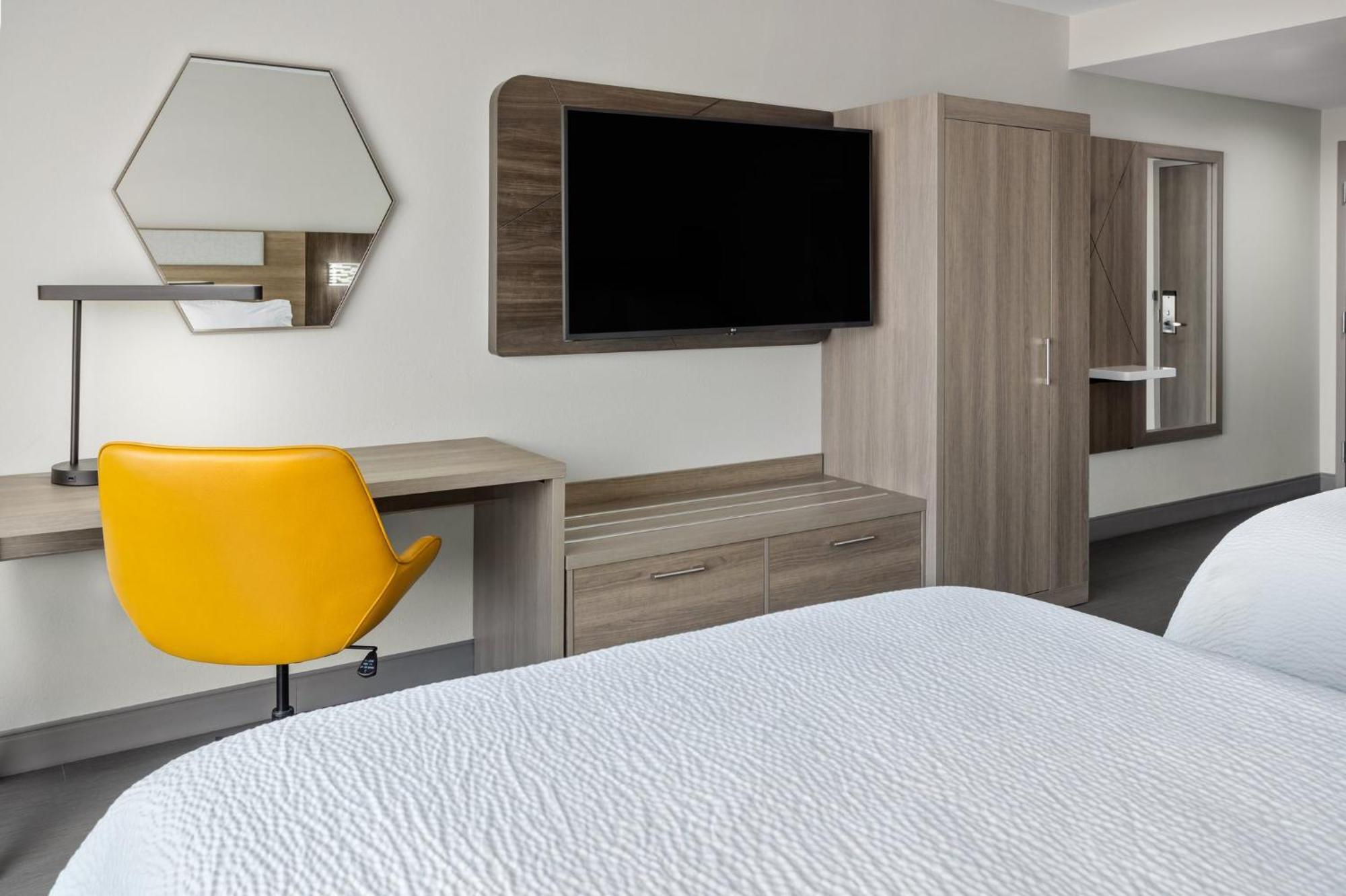 Holiday Inn Express & Suites Waynesboro East المظهر الخارجي الصورة