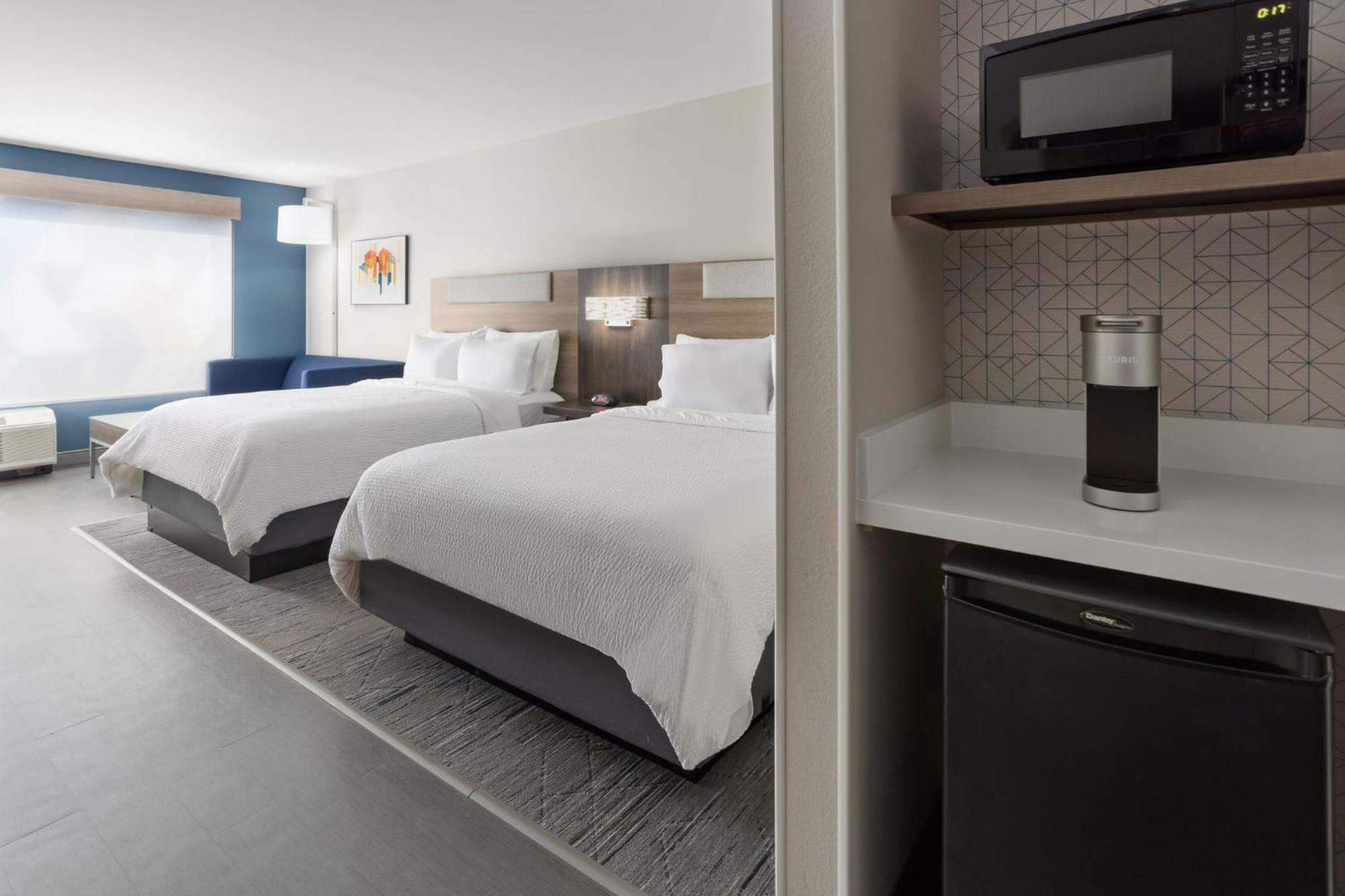 Holiday Inn Express & Suites Waynesboro East المظهر الخارجي الصورة